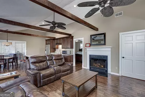 Living - 207 Quail Trl, Jackson, GA 30233 photo 3 of 3