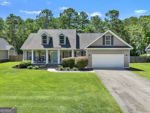 97 Misty Dr, Richmond Hill, GA 31324