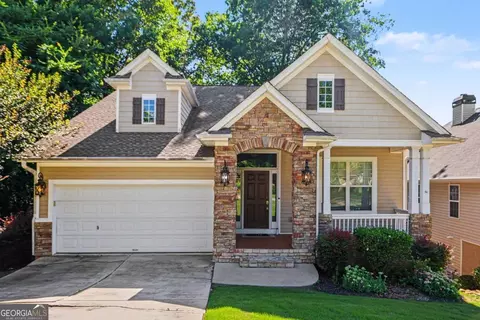 108 Greenview Dr, Newnan, GA 30265