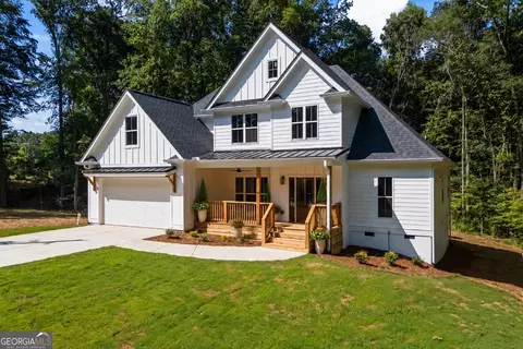 Exterior - 119 Gordon Rd, Commerce, GA 30530 photo 2 of 8