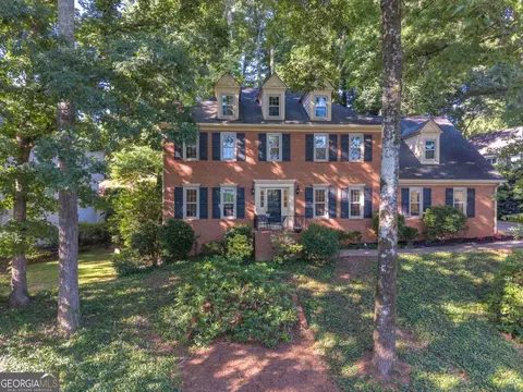 230 Clipper Bay Dr, Alpharetta, GA 30005