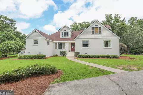 146 E Lakeview Dr NE, Milledgeville, GA 31061