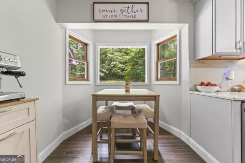 Dining - 262 Patrick Ln, Helen, GA 30545 photo 2 of 2