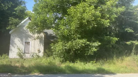1016 Oglesby Blvd, Elberton, GA 30635