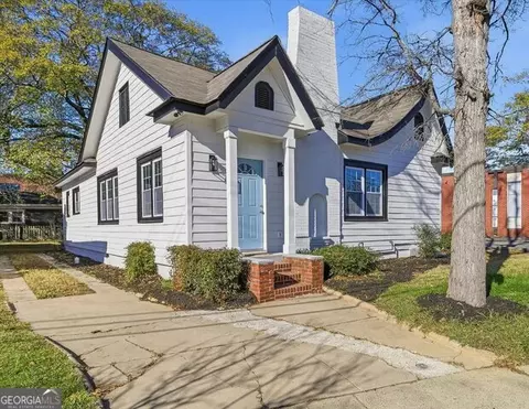 2955 E Pt, East Point, GA 30344