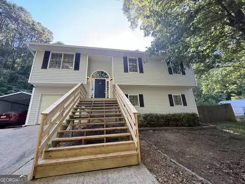 110 Balouse Gilley Dr, Carrollton, GA 30116