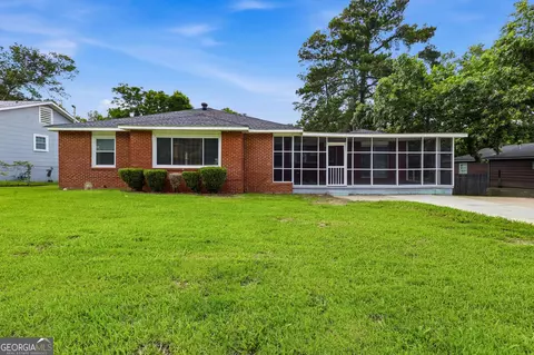 931 Eastwood Dr, Columbus, GA 31907
