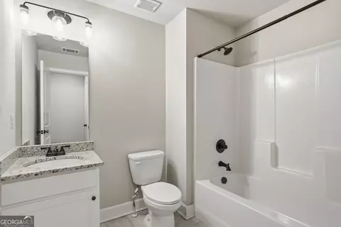 Bath - 45 Hawthorn Ln, Covington, GA 30014 photo 2 of 4