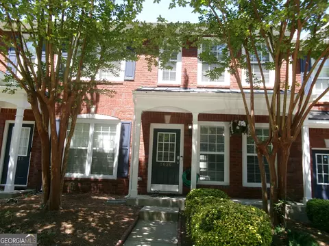 1620 Cove Creek Cir, Norcross, GA 30093