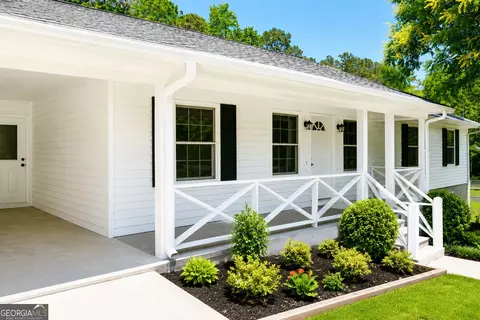 125 Flint Hill Dr, Oxford, GA 30054