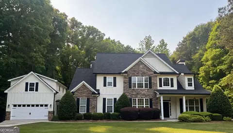 310 Persimmon Dr, Sharpsburg, GA 30277