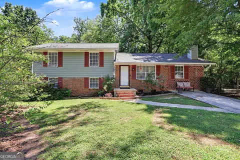 77 Crystal River Dr, Riverdale, GA 30274