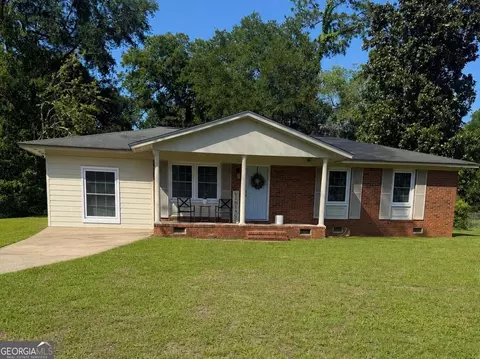 418 Vintage Rd, Albany, GA 31705