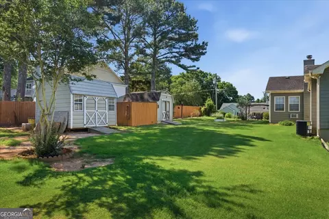 Exterior - 15 Ashton Ct, Covington, GA 30016 photo 11 of 13