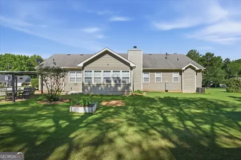 Exterior - 15 Ashton Ct, Covington, GA 30016 photo 10 of 13