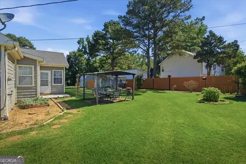 Exterior - 15 Ashton Ct, Covington, GA 30016 photo 7 of 13