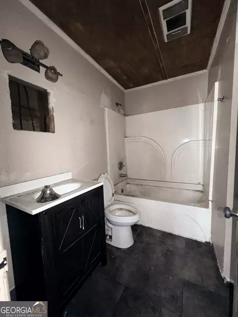 Bath - 103 Trinity Dr, Warner Robins, GA 31088 photo 1 of 1