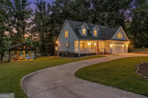 217 Maret Rd, Townville, SC 29689