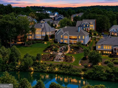 118 Stonehaven Dr, Dawsonville, GA 30534