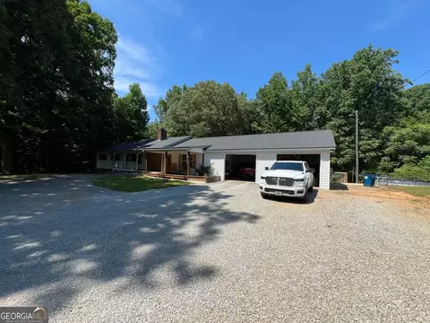 4524 Price Rd, Gainesville, GA 30506