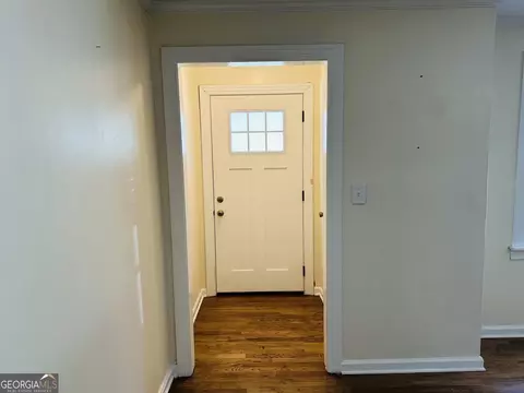 Entry Way - 110 N Chilton Cres, Lagrange, GA 30240 photo 1 of 2
