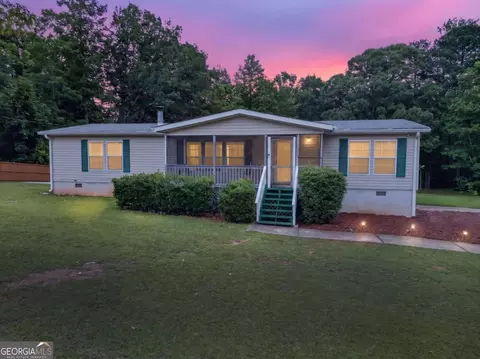 4094 Yancey Rd, Douglasville, GA 30135