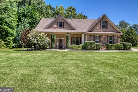 374 Austin Storey Cir, Newnan, GA 30263