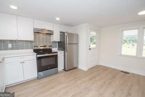 Kitchen - 432 Cooley Rd, Lagrange, GA 30241 photo 1 of 2