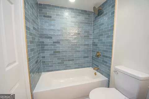 Bath - 432 Cooley Rd, Lagrange, GA 30241 photo 3 of 3