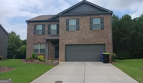 1033 Eldon Ln, Fairburn, GA 30213