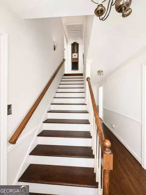 Entry Way - 311 Castlegate Rd, Macon, GA 31210 photo 1 of 1