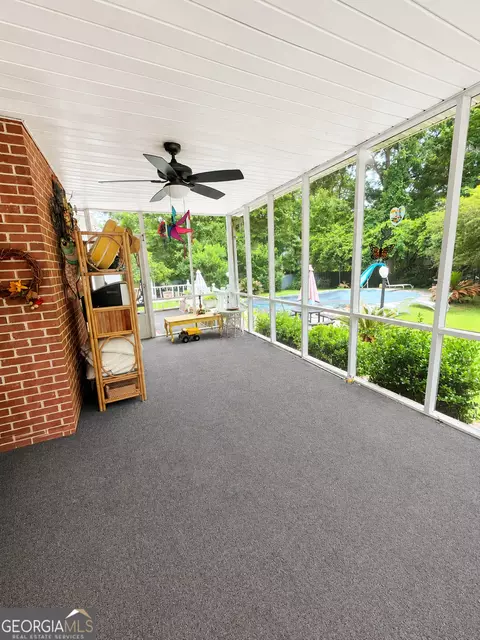 Exterior - 311 Castlegate Rd, Macon, GA 31210 photo 2 of 5