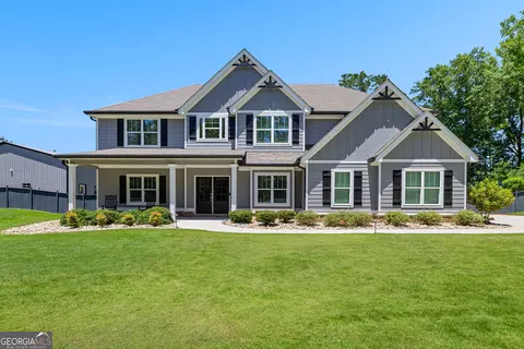 878 Mcintosh Trl, Sharpsburg, GA 30277