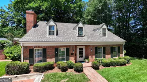1809 Bedfordshire Dr, Decatur, GA 30033