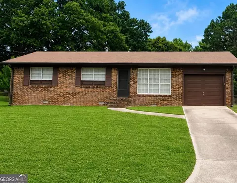 1064 Meadowbrook Ln NW, Conyers, GA 30012