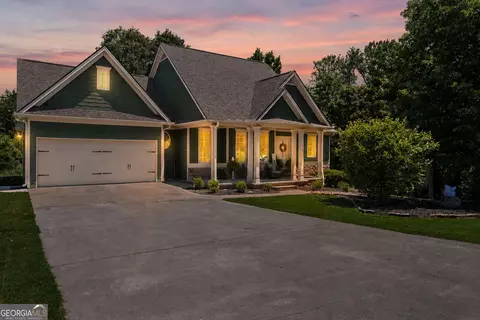 130 Riverboat Dr SW, Adairsville, GA 30103