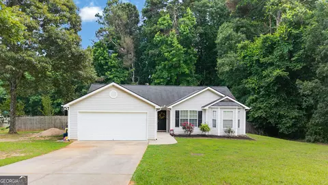 1010 Colvin Dr, Locust Grove, GA 30248