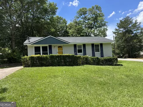8311 Tudor Dr, Jonesboro, GA 30238