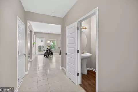 Entry Way - 311 Hillcrest Ct, Hampton, GA 30228 photo 4 of 10