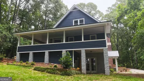 165 Riverbend Dr, Lagrange, GA 30240