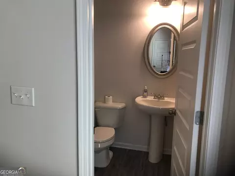 Bath - 21 Kane Dr, Jasper, GA 30143 photo 1 of 3