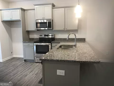 Kitchen - 21 Kane Dr, Jasper, GA 30143 photo 1 of 3