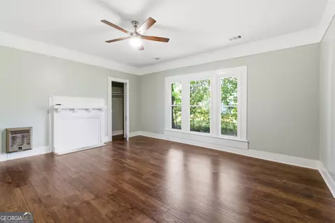 Living - 23 Warnock St, Register, GA 30452 photo 5 of 8
