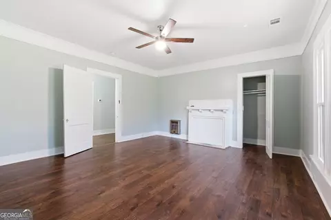 Living - 23 Warnock St, Register, GA 30452 photo 6 of 8