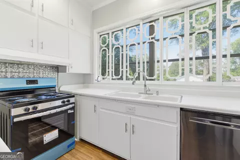 Kitchen - 23 Warnock St, Register, GA 30452 photo 2 of 2