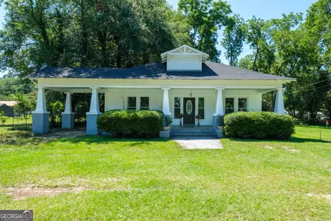 23 Warnock St, Register, GA 30452