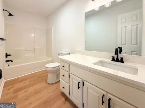 Bath - 1492 Highway 198, Carnesville, GA 30521 photo 1 of 3