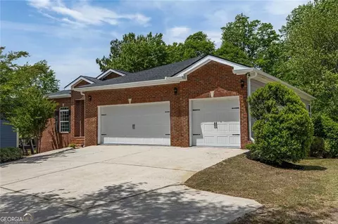 8828 Patricia Rose, Douglasville, GA 30134