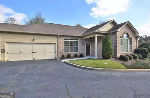 526 Mount Park Dr, Powder Springs, GA 30127