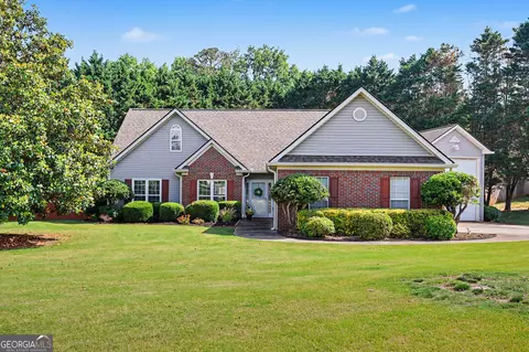 153 Bailey Dr, Jefferson, GA 30549